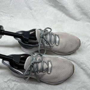 New Balance Women's Fresh Foam Roav